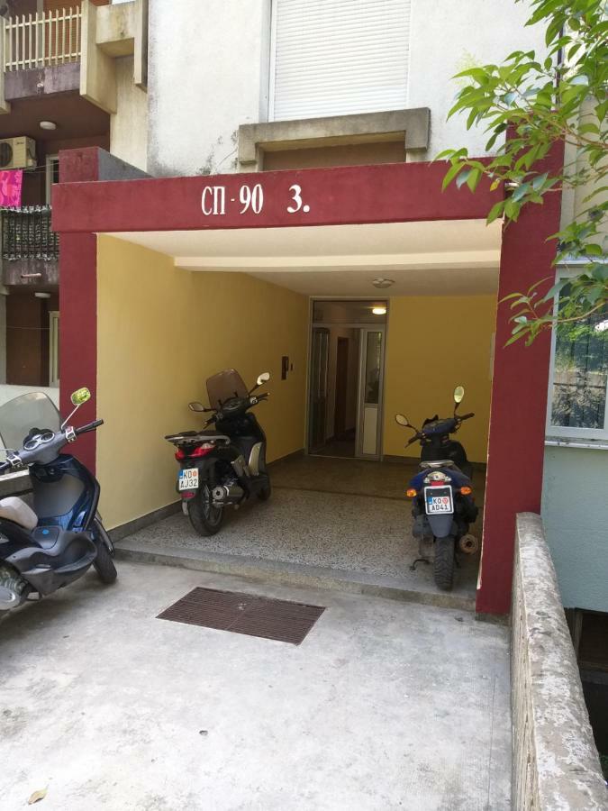 Apartment Nina Котор Экстерьер фото